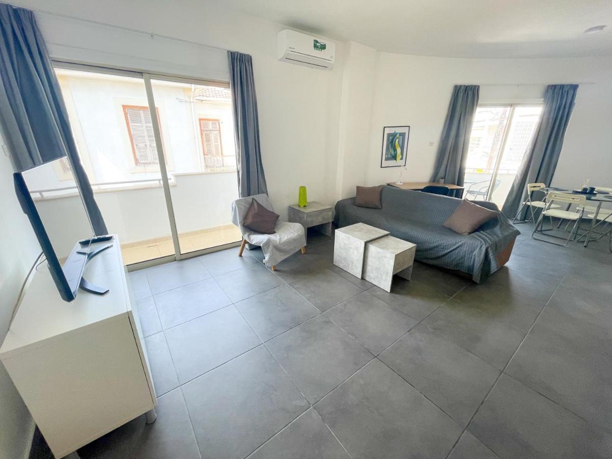 High Speed Holiday Apartment Larnaca Exterior photo