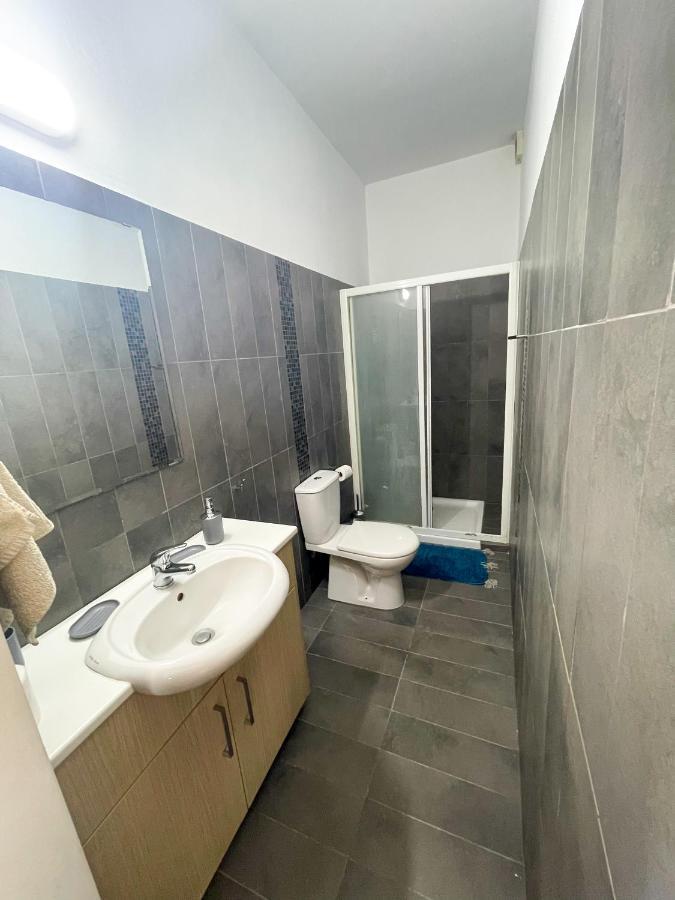 High Speed Holiday Apartment Larnaca Exterior photo